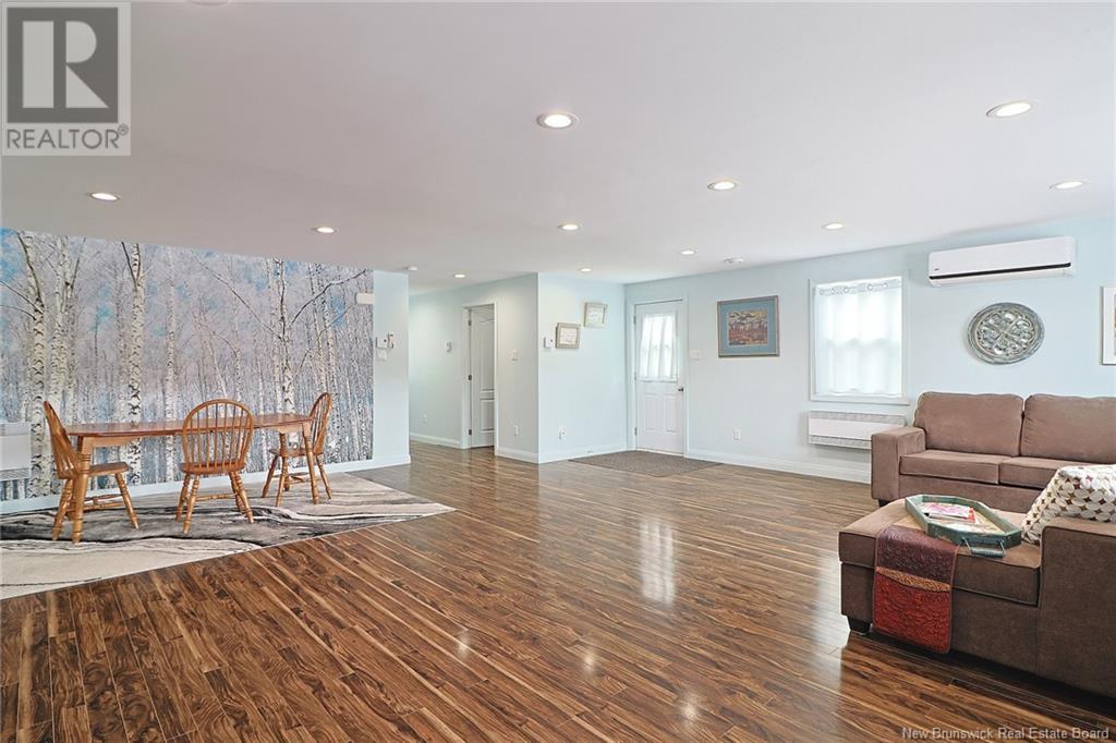 388 East Riverside Drive Unit# A-b Property Photo 21