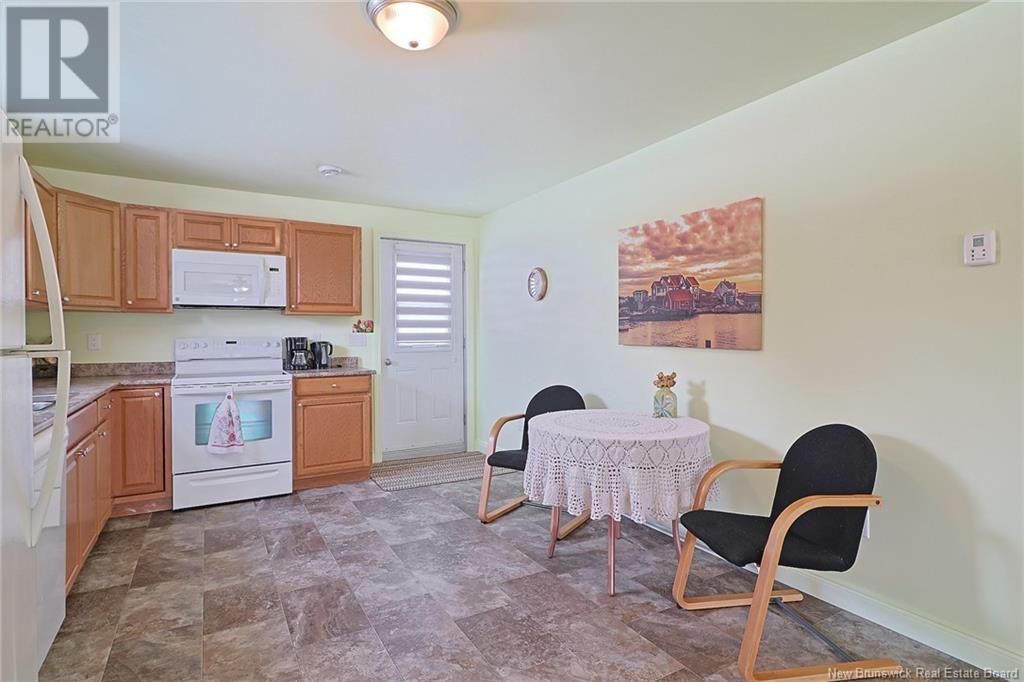 388 East Riverside Drive Unit# A-b Property Photo 36