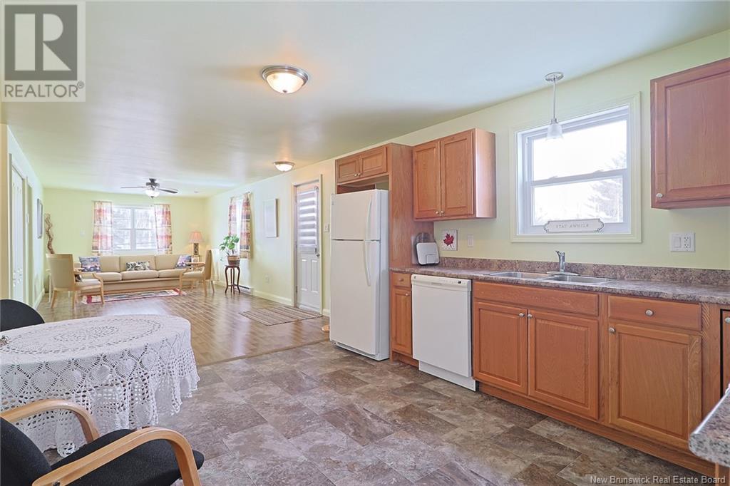 388 East Riverside Drive Unit# A-b Property Photo 38