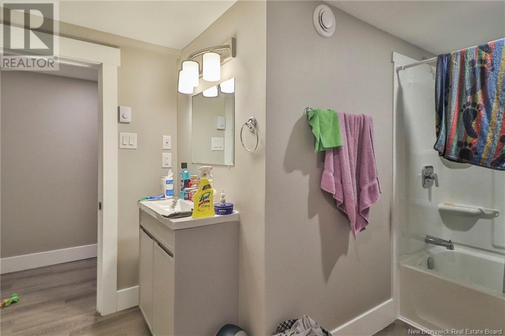 476 Main Street Property Photo 46