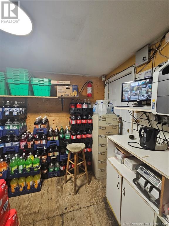 160 Carmarthen Street Property Photo 33