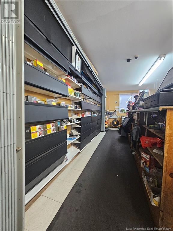 160 Carmarthen Street Property Photo 36