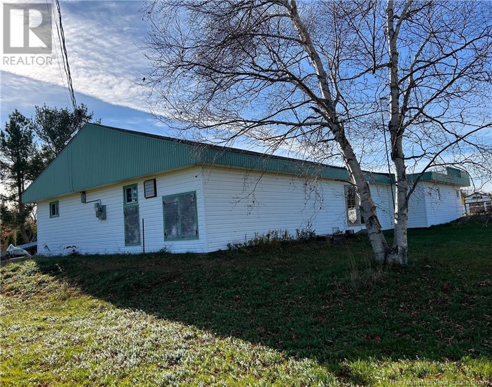 214 Rue Benoit Property Photo 4