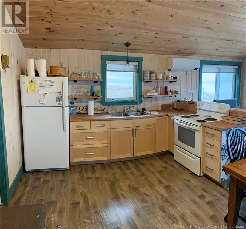 155 Chemin Des Chalets Property Photo 10