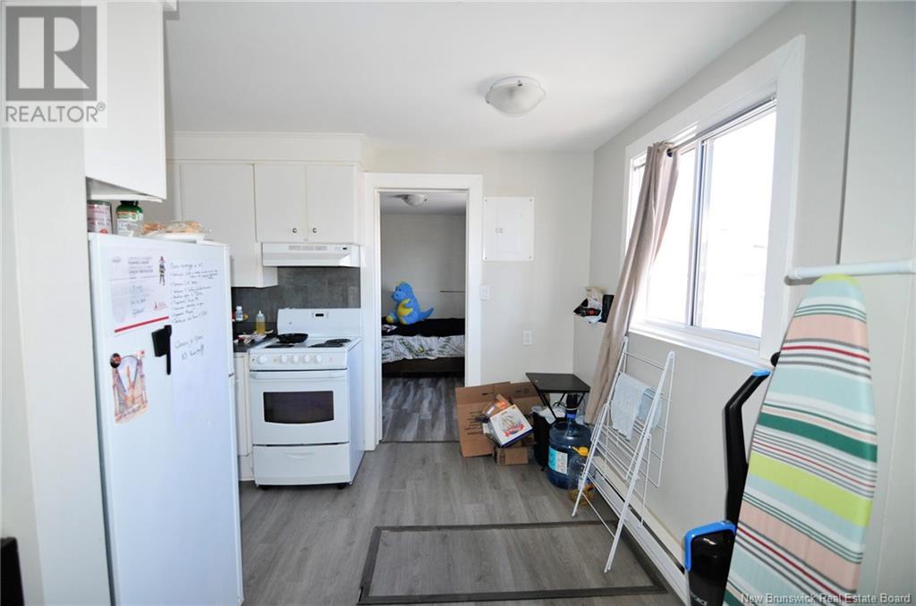 96 Purdy Avenue Property Photo 6