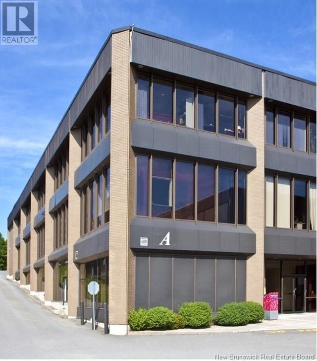 560 Main Street Property Photo 2