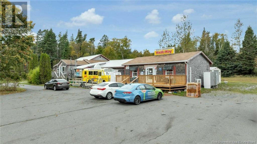1358-1360 776 Route Property Photo 2