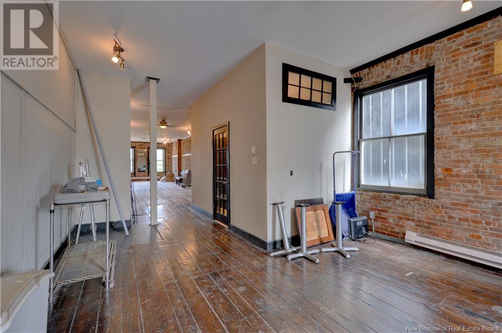 68 King Street Property Photo 28