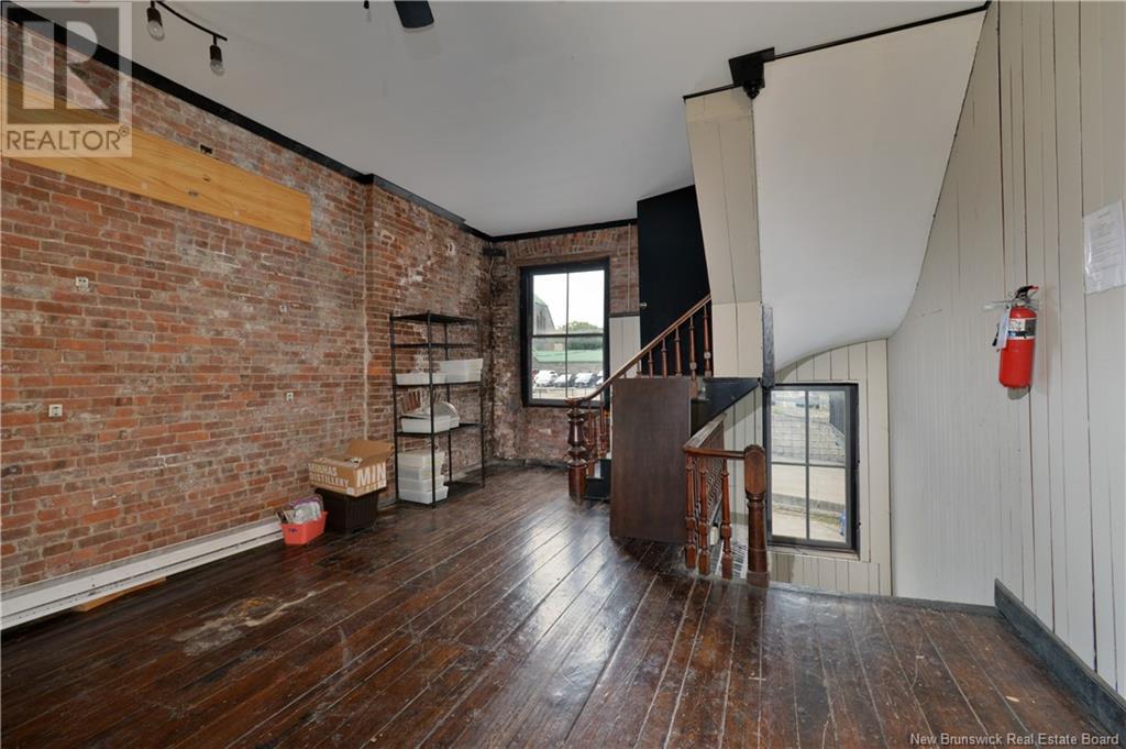 68 King Street Property Photo 31