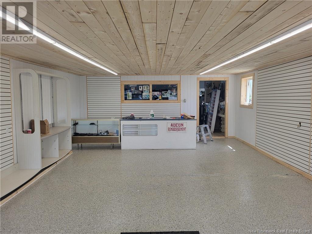 112 St-pierre Ouest Boulevard Property Photo 3