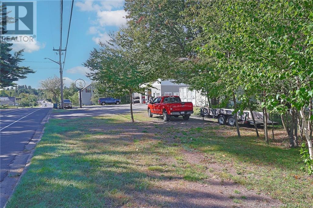 725 Pleasant Drive Property Photo 18