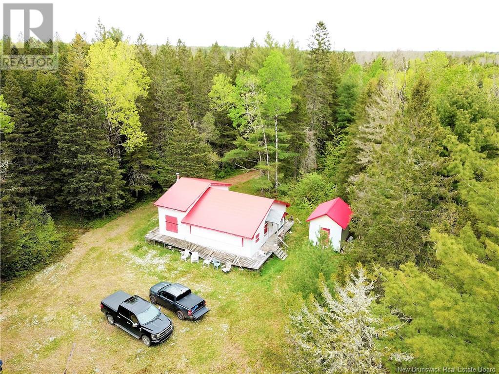 Dufour Road Property Photo 3