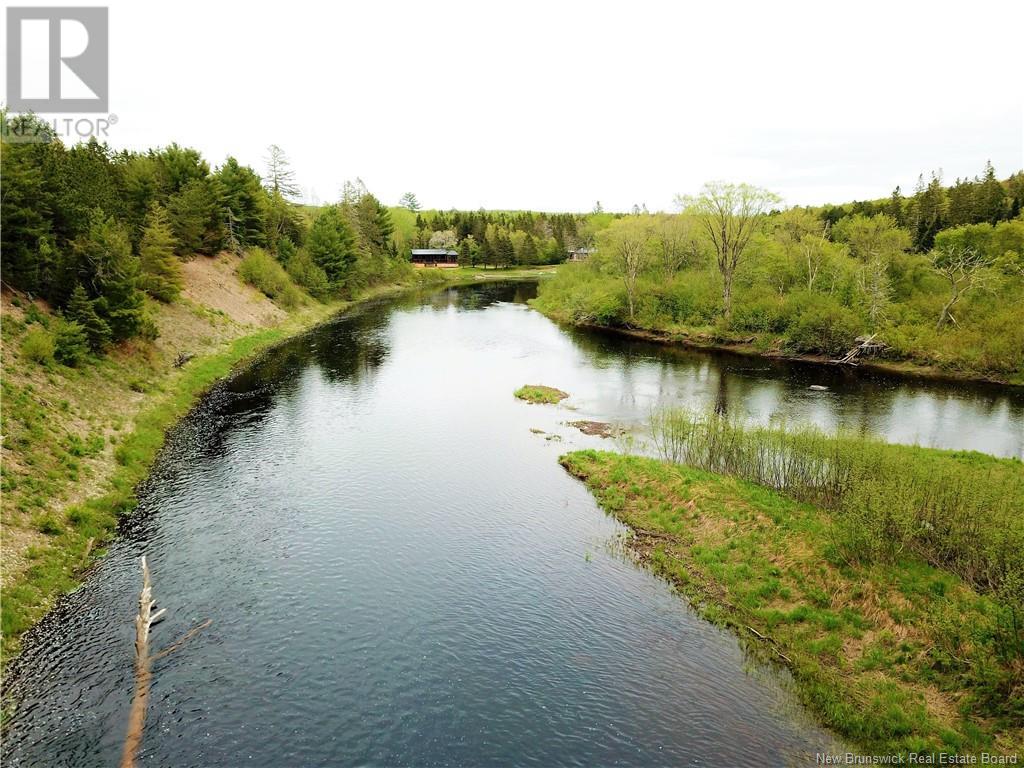 Dufour Road Property Photo 7