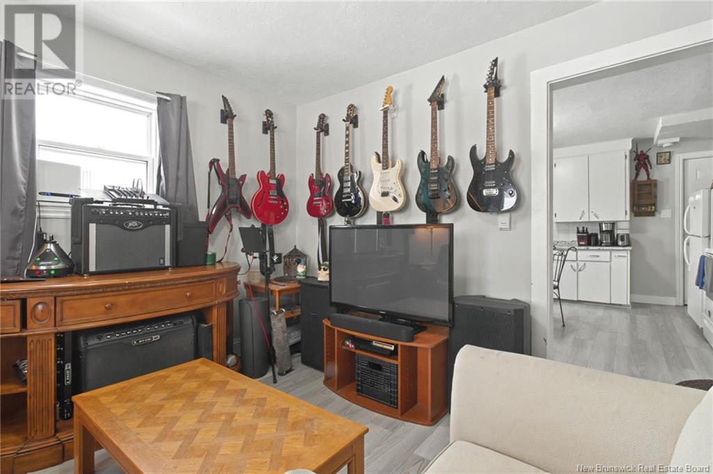 2107-2109 Champlain Street Property Photo 7