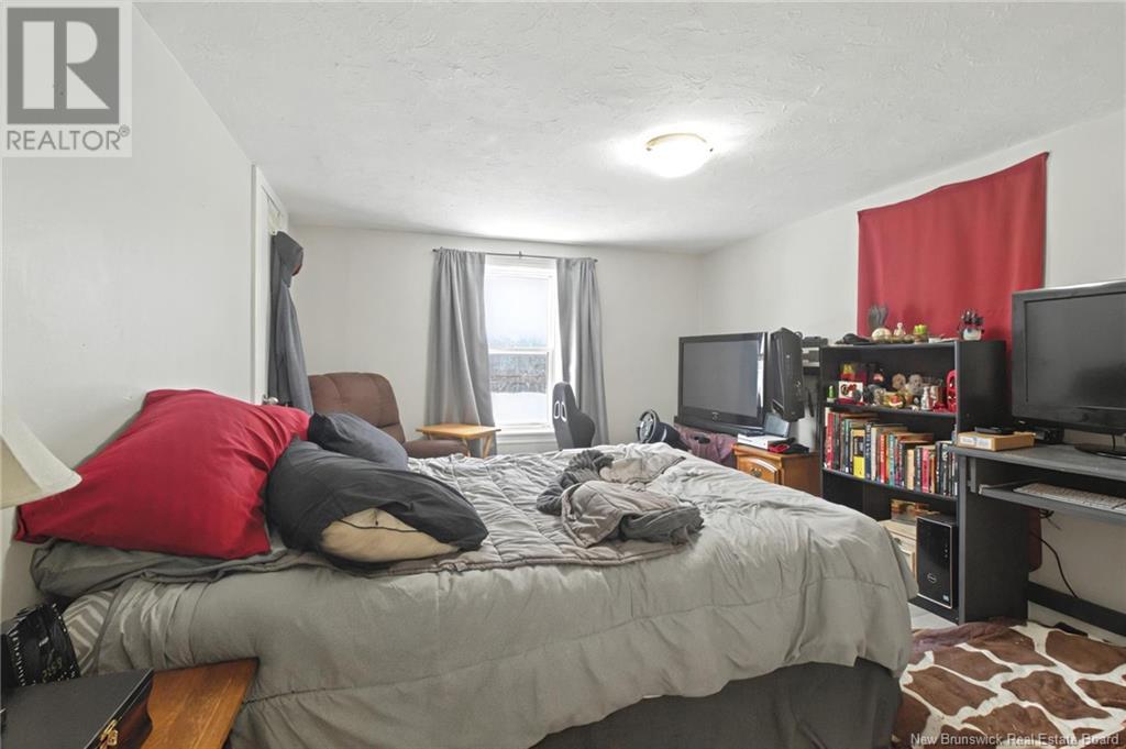 2107-2109 Champlain Street Property Photo 13