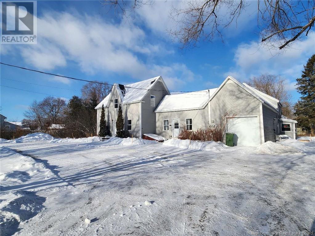 279 Sunset Drive Property Photo 2