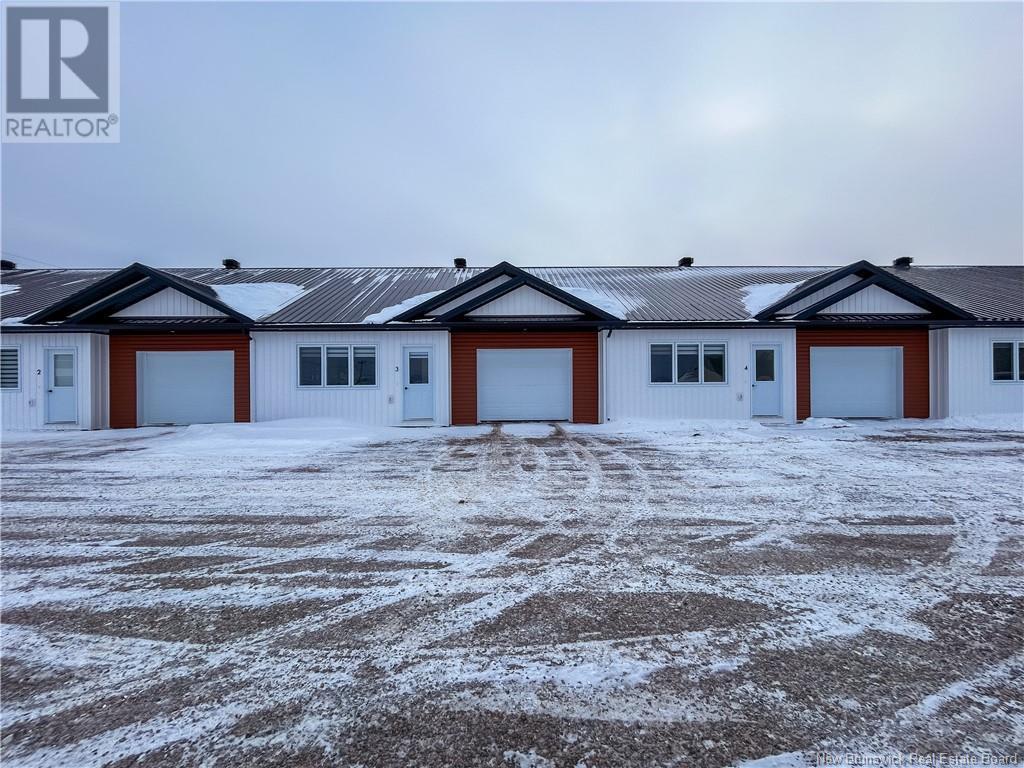 338 Chaleur Street Property Photo