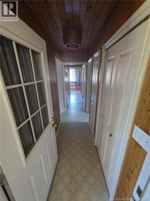 7997 St-paul Property Photo 13