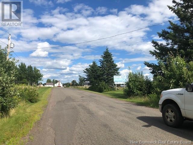 740 Des Dallaires Property Photo 4