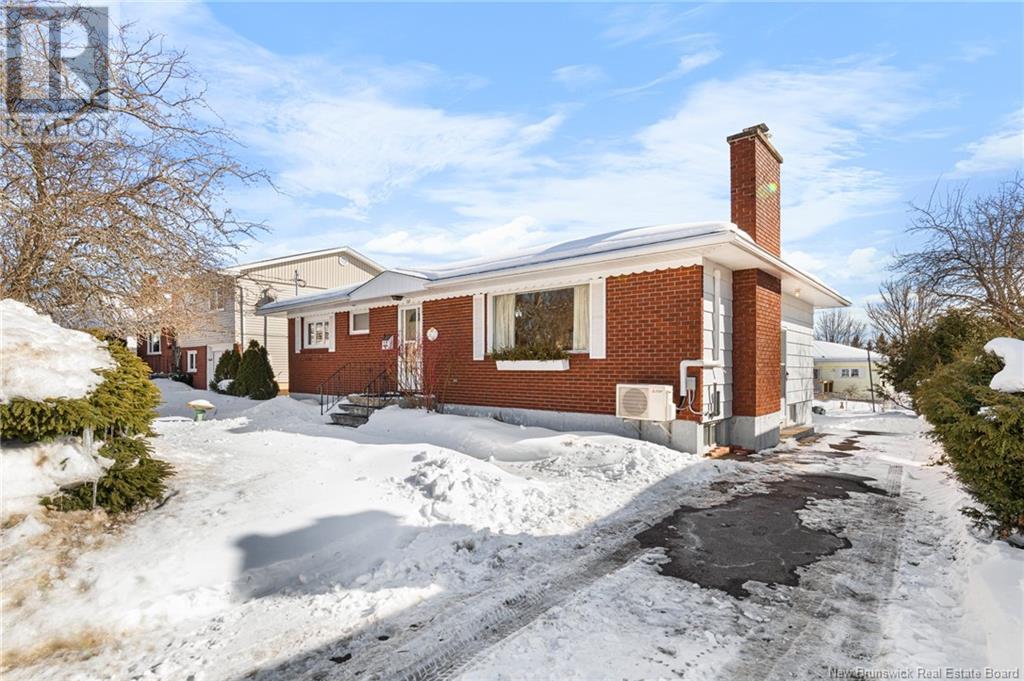 38 Rosewood Crescent Property Photo