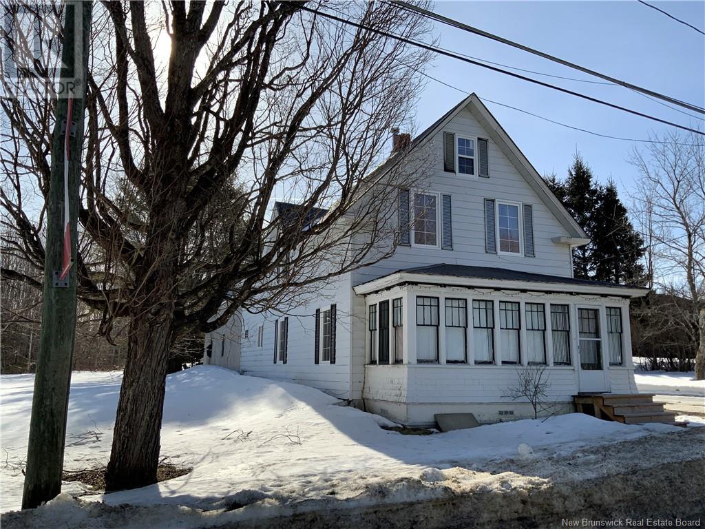 141 Main Street Property Photo