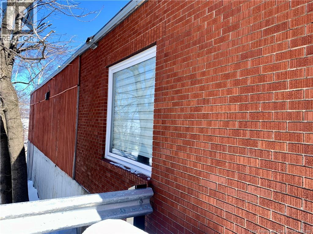 421 Victoria Property Photo 2