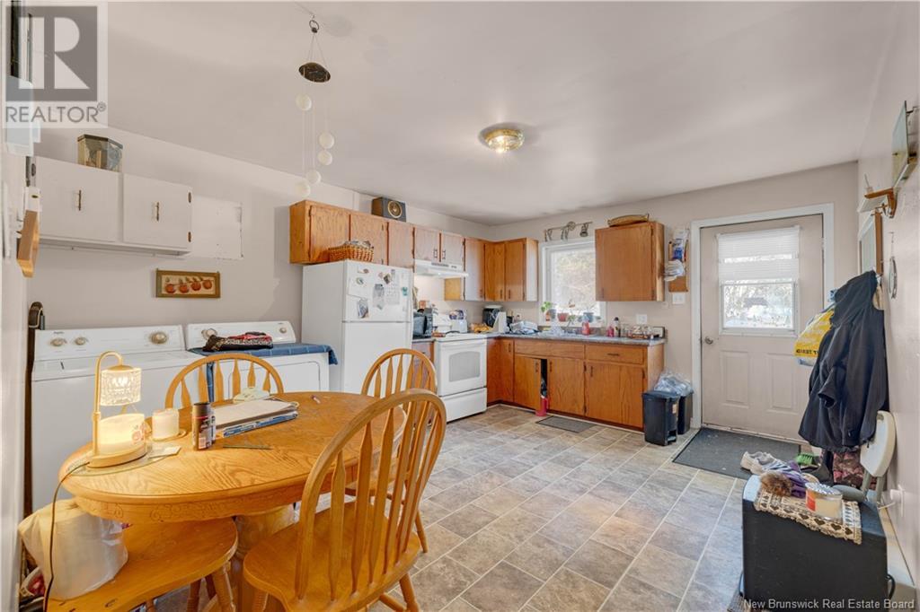 17 Baxter Street Property Photo 8