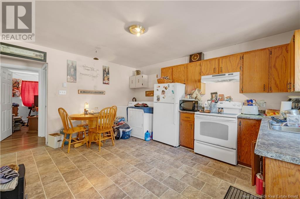 17 Baxter Street Property Photo 9