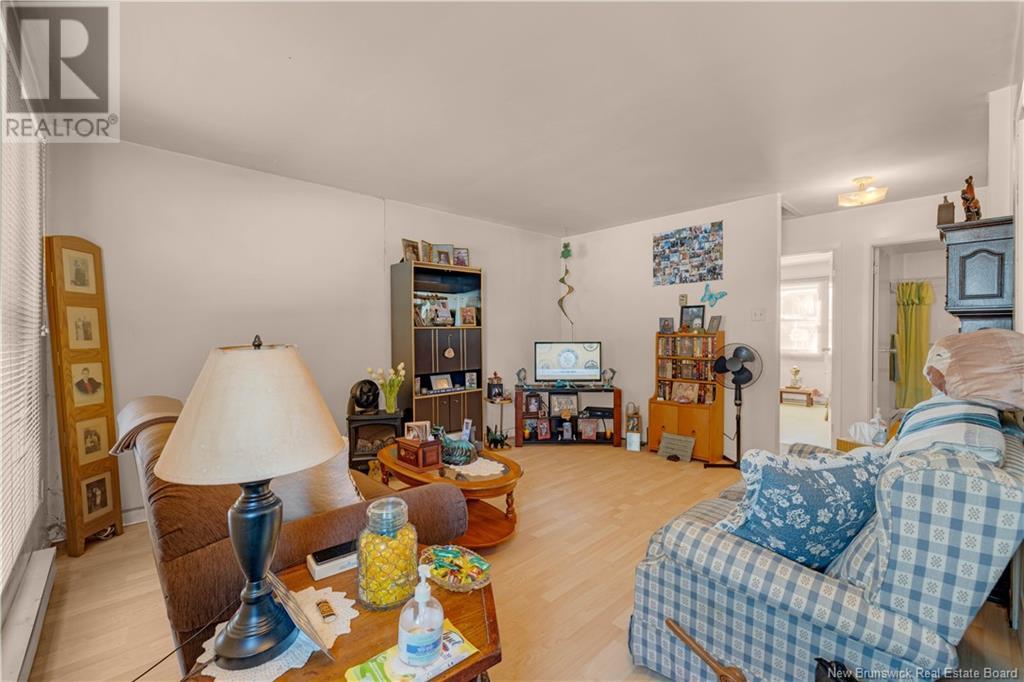 17 Baxter Street Property Photo 16