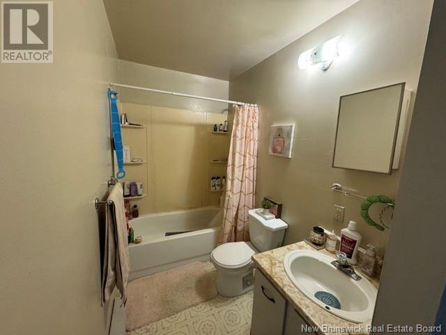 17 Baxter Street Property Photo 29