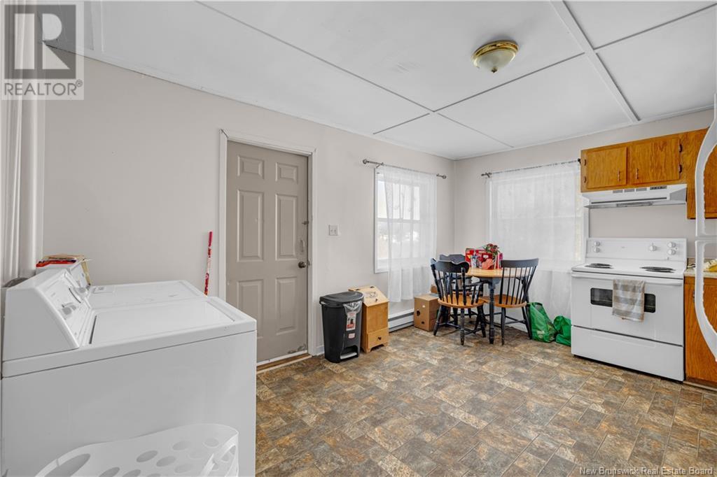 17 Baxter Street Property Photo 38