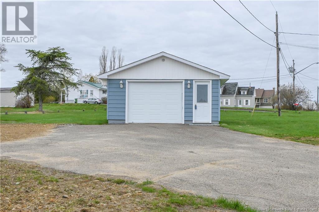 153 Damien Road Property Photo 1