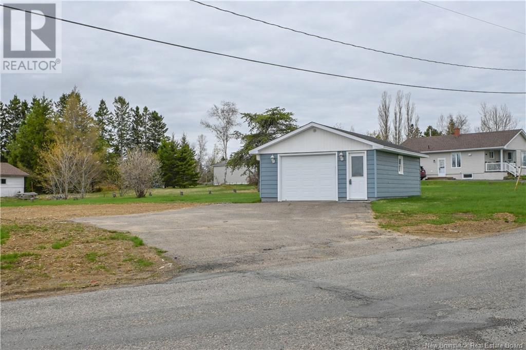 153 Damien Road Property Photo 11