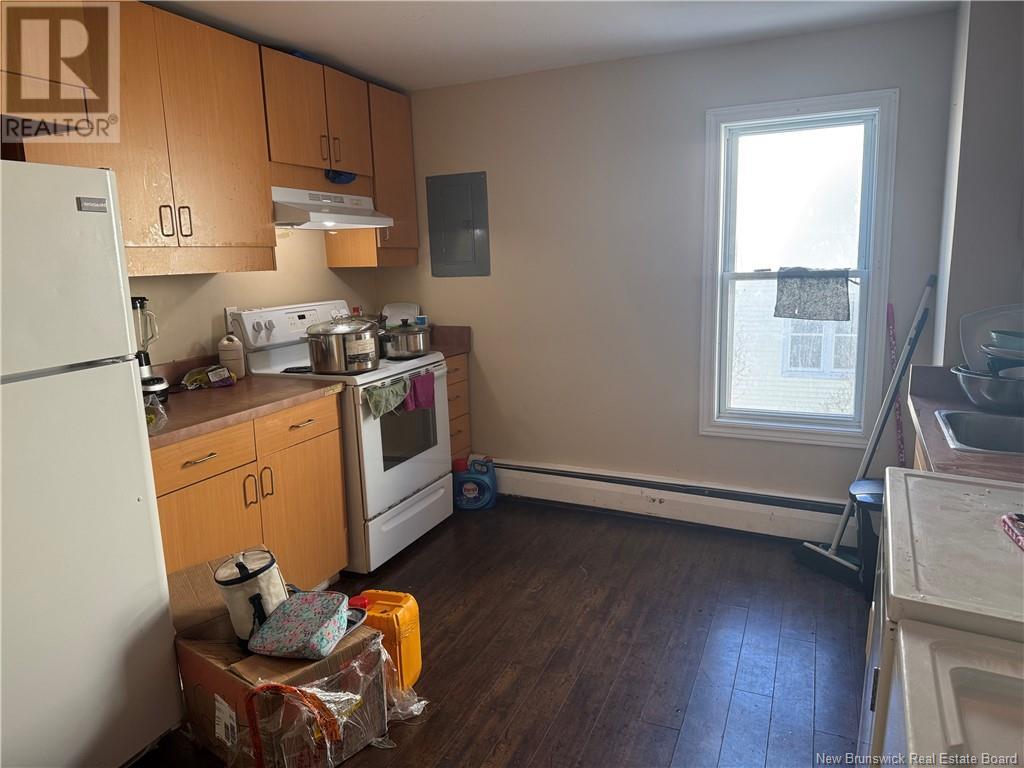 319 King Street West Property Photo 14