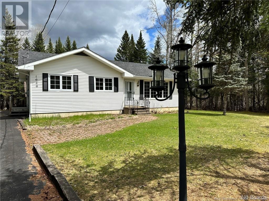 1636 Howard Road Property Photo