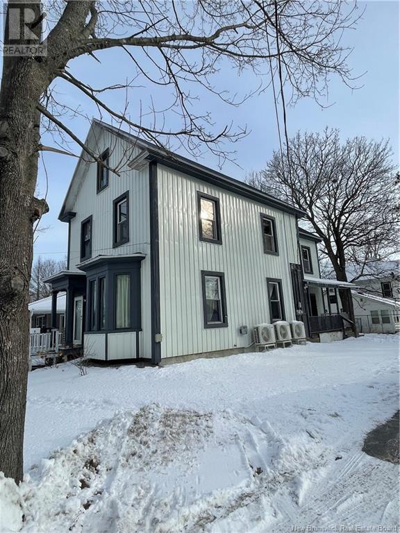 15 Veazey Street Property Photo 5