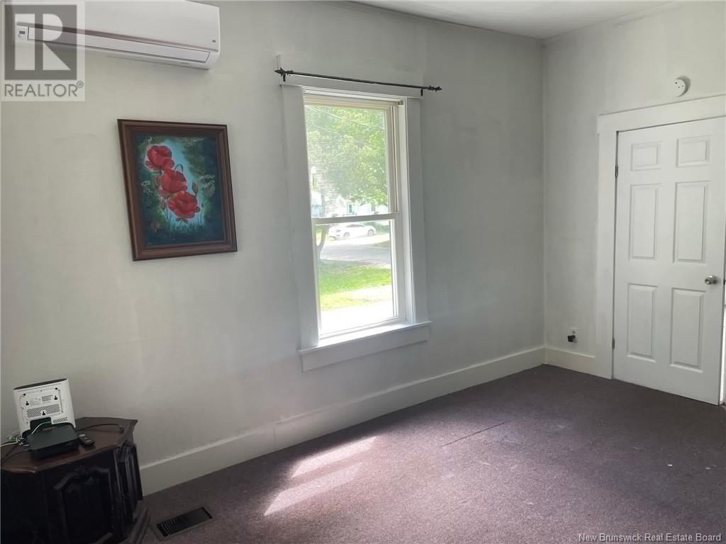 15 Veazey Street Property Photo 9