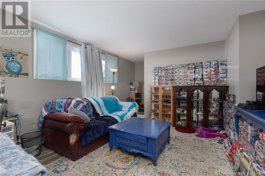 583-585 Beausoleil Property Photo 4