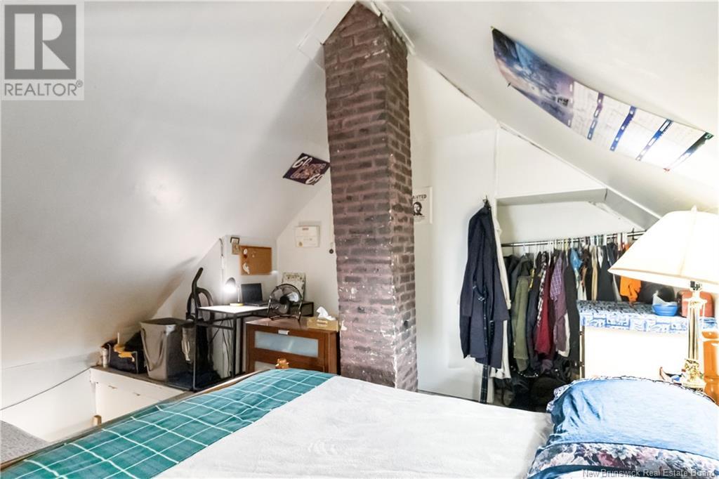 253-253 1/2 High Street Property Photo 23