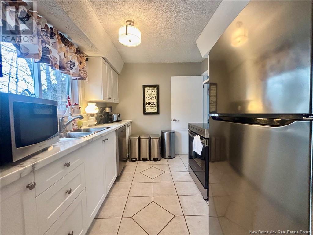 50 Iona Avenue Property Photo 5