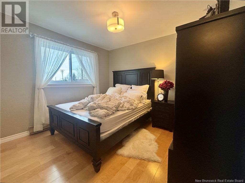 50 Iona Avenue Property Photo 12