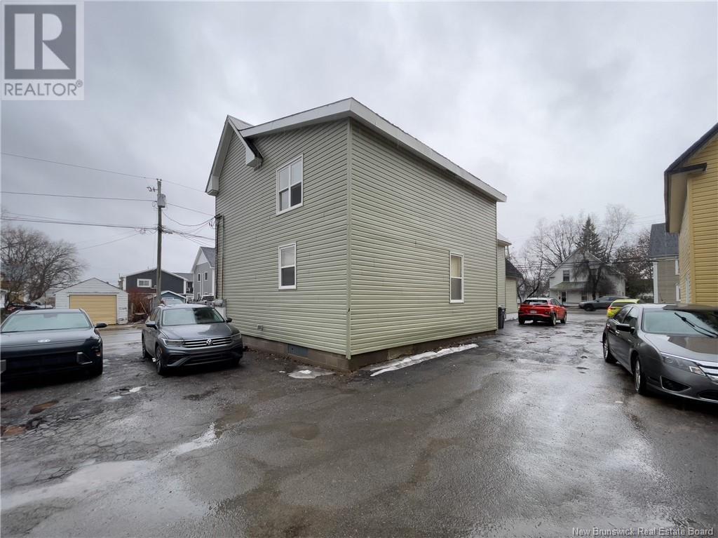 409 Union Street Property Photo 4