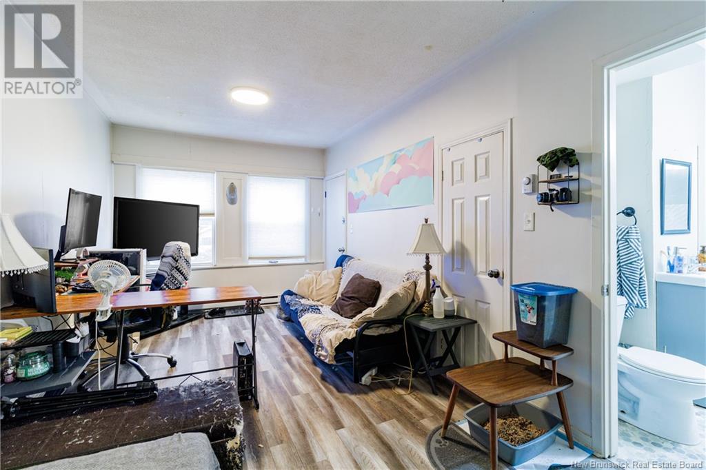409 Union Street Property Photo 10
