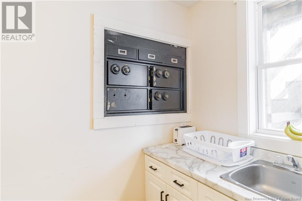 409 Union Street Property Photo 39