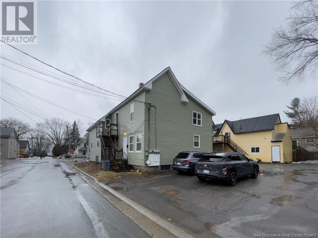 409 Union Street Property Photo 45
