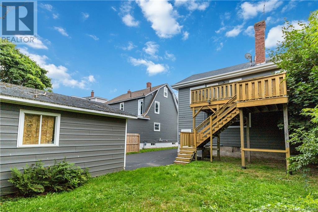 49 Bromley Avenue Property Photo 3