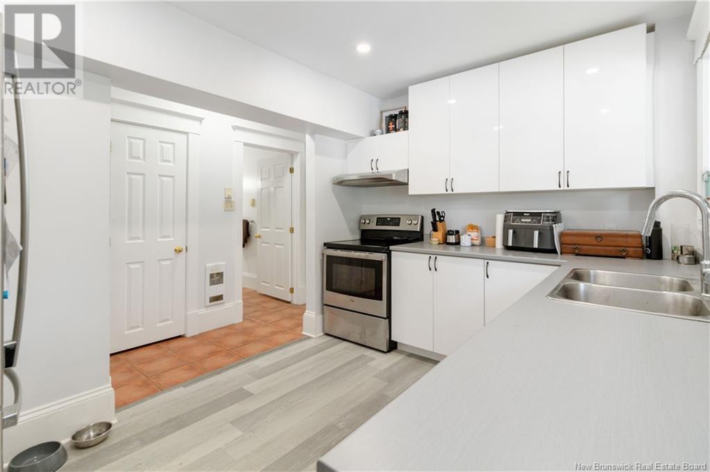 49 Bromley Avenue Property Photo 15
