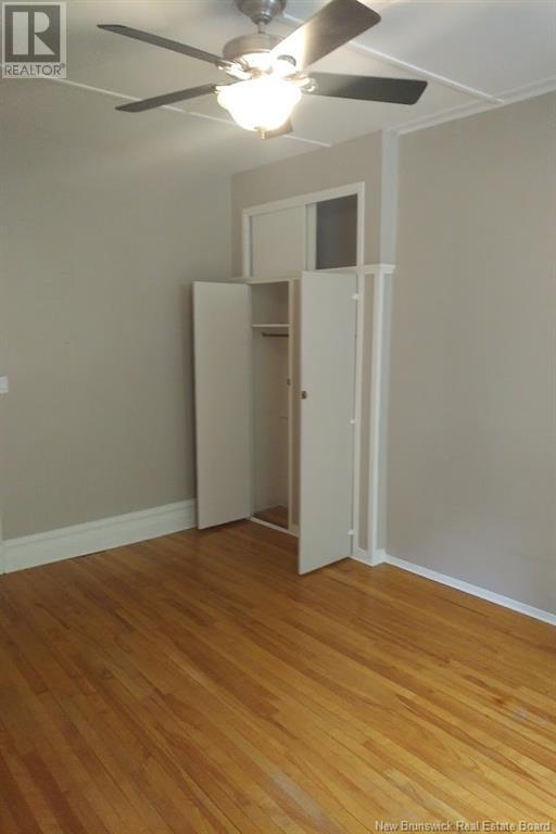 22 Queen Square S. Property Photo 13