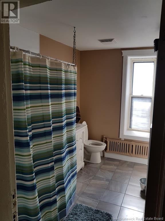 22 Queen Square S. Property Photo 15