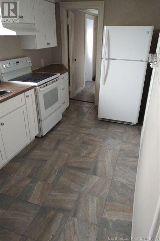 22 Queen Square S. Property Photo 21